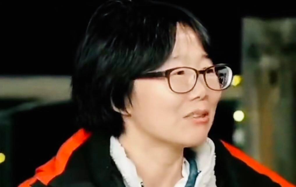 MK体育登录入口-45岁的李娟近况曝光,住15W的房子,不生孩子也不上班,选择隐居