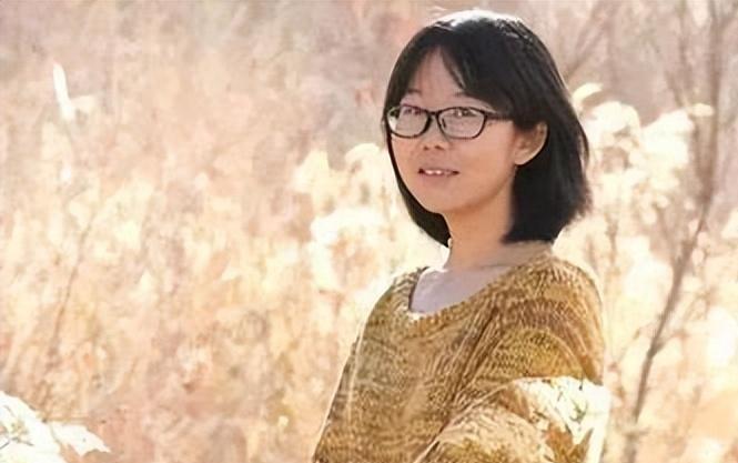 MK体育登录入口-45岁的李娟近况曝光,住15W的房子,不生孩子也不上班,选择隐居